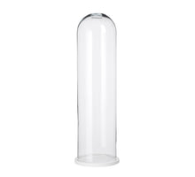 Hella Glasglocke auf weißem Teller - H71,5 x D21 cm