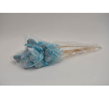 12 Herzen 6,5 cm blau auf 50 cm Stock mit Band.