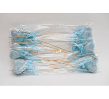 12 Herzen 12 cm blau auf 50 cm Stock mit Band.