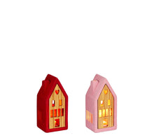 Haus rot rosa 2 sortierte led batteriebetrieben - l7,5xw6,5xh16cm