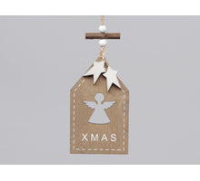 pb. 4 wooden hangtags 