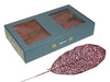w/b. 48 sparkling deco leaves dark orchid 60x140mm