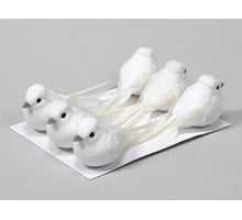 w/b. 6 birds/wire white 14 cm