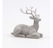 HIRSCH LIEGEND GRAU 11X8X11 CM