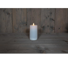 SOLARKERZE MIT BEWEGLICHER FLAMME 8X16CM WEISS
