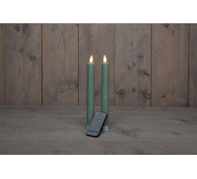 TISCHKERZE B.O. 2 STÜCK JADEGRÜN RUSTIKAL WACHS 23CM BEWEGLICHE FLAMME MIT FERNBEDIENUNG 2X2AA