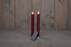 TISCHKERZE B.O. 2ST. BORDEAUX RUSTIKALES WACHS 23CM BEWEGLICHE FLAMME MIT FERNBEDIENUNG 2X2AA