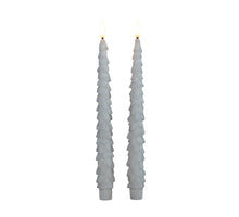 DINNERKERZE WEIHNACHTSBAUM WACHS 3D FLAMME AUF 2X2AAA BATTERIEN MIT FERNBEDIENUNG 27CM WEISS 2 STÜCK