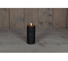STUMPFE KERZE B.O.T. SCHWARZES WACHS RUSTIKAL 3D DOCHT 7.5X15CM 3XAAA / TIMER