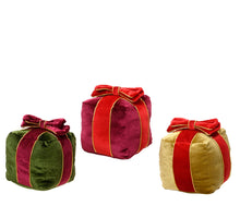 Giftbox polyester fluweel giftbox bow 3col ass assortie L.36cm x W.36cm x H.38cm