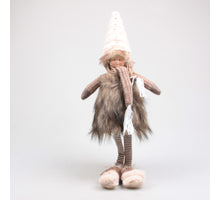 Gnomfrau stehend 12x9x32 cm beige