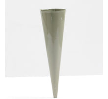 ZINK CONISCHE WAXINEHOUDER PUNT 15X4 CM OLIJF GROEN