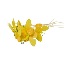 Packung mit 10 gelben Holzschmetterlingen auf 50cm Stab