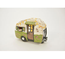 Wohnwagen weiß/blau 12x5x6 cm Polyester