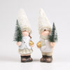 JUNGE UND MÄDCHEN MIT WEIHNACHTSBAUM GEFÜHRT GRÜN 12X7X24 CM KERAMIKSORTIMENT - PRO STÜCK