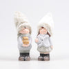 JUNGE UND MÄDCHEN STEHEND GRÜN 6,5X17 CM KERAMIK SORTIERT - PRO STÜCK