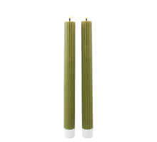 LED-Dinnerkerze 25,5cm olivgrün s/2 mit Timer (exkl. 2xAAA Batterie)